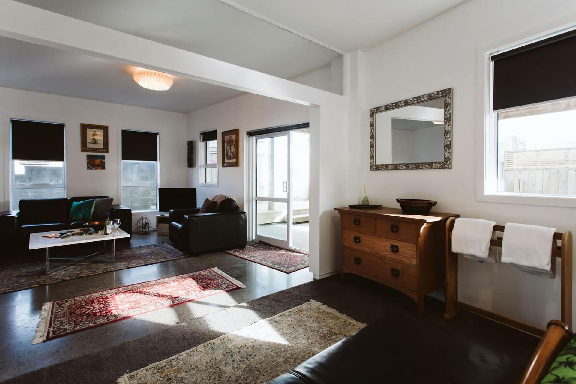 Surf Fitzroy Pet Friendly Villa New Plymouth Exterior photo