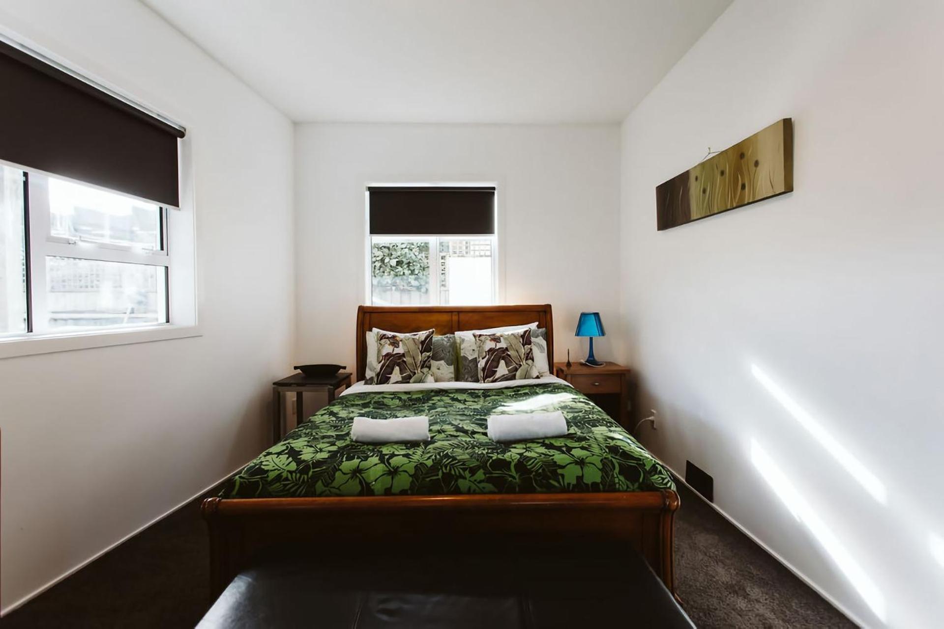 Surf Fitzroy Pet Friendly Villa New Plymouth Exterior photo